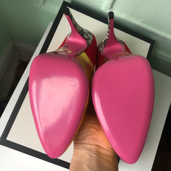 ❗️SALE❗️Gucci Stunning Gold leather heels - Picture 10 of 10